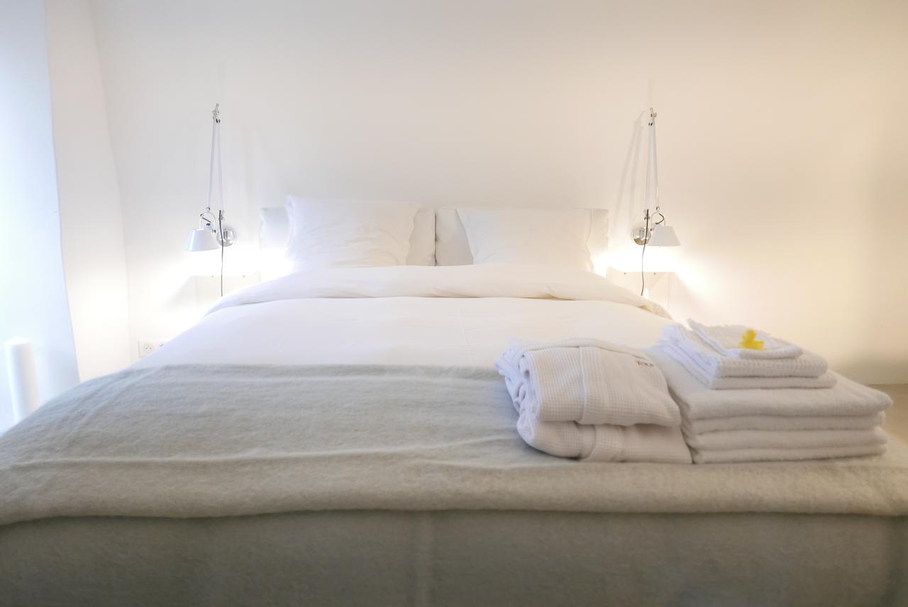 Tour Sarrazine De Montaren Bed & Breakfast Dış mekan fotoğraf